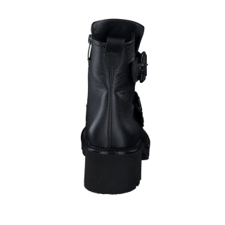 Black;4