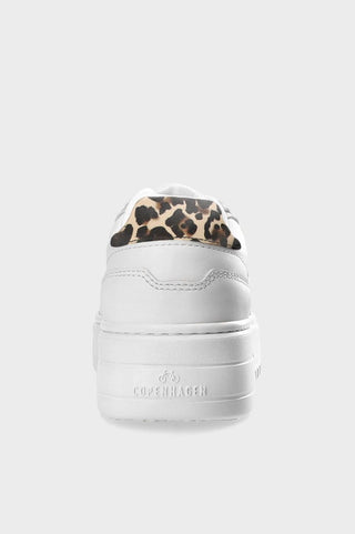 white/leo;4