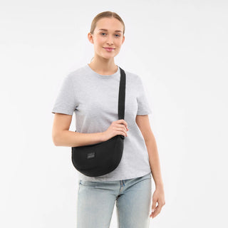 Johnny Urban / Tasche / Half Moon Bag Ally Small
