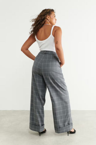 Grey check (8856);3