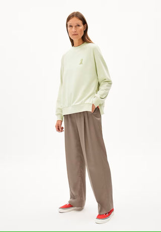 2675 pastel green;11