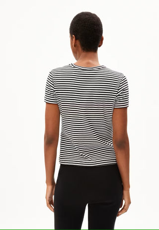 1143 black-white;2