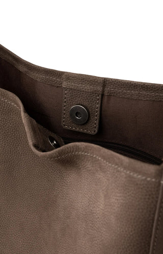 99034 CHOCOLAT BROWN;7