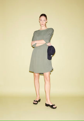 2673 grey green;23