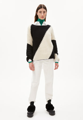 1648 black-oatmilk;5