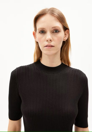 105 black;9